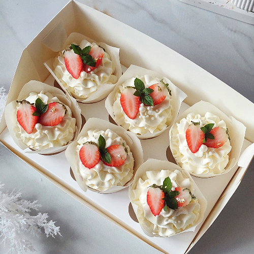 Капкейки - кондитерская Кондитерское ПоЛе в Санкт-Петербург заказать торт десерт пирожное онлайн