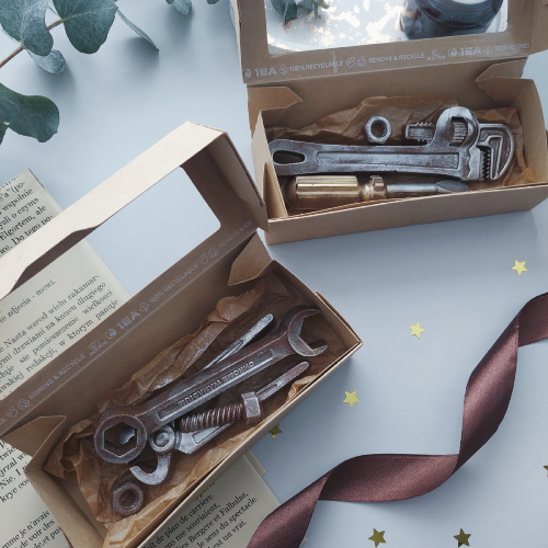 Шоколадные инструменты - кондитерская Кондитерское ПоЛе в Санкт-Петербург заказать торт десерт пирожное онлайн